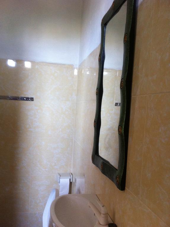 Amed Sari Beach Guesthouse Экстерьер фото